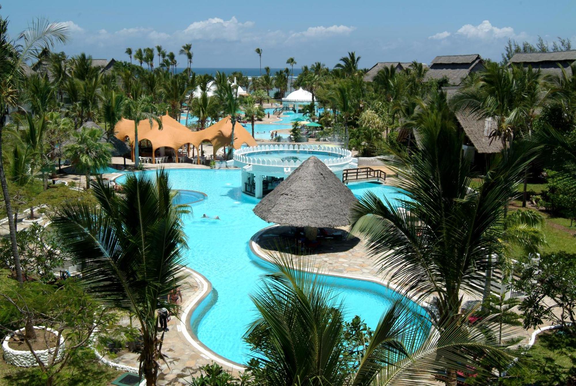 Southern Palms Beach Resort Diani Beach Exterior foto
